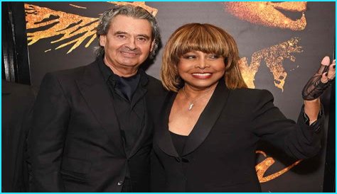 Who Is Kathleen Turner's Husband?